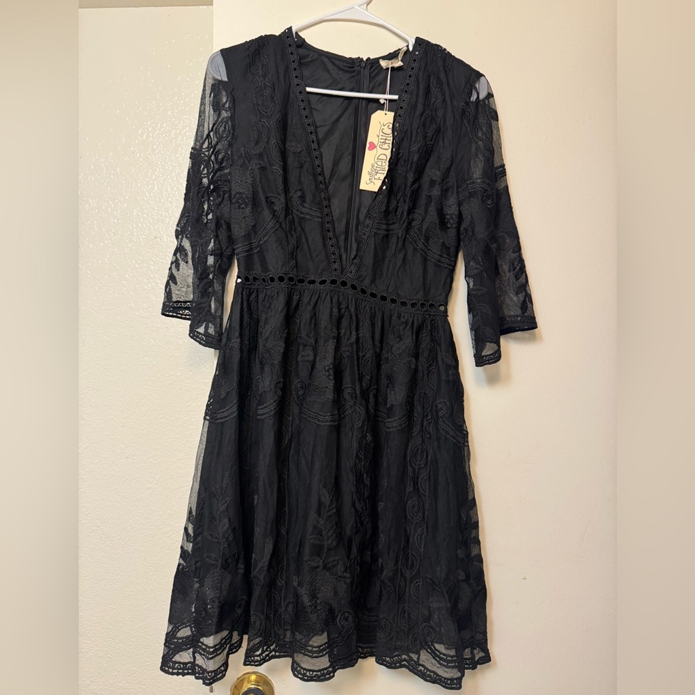 Southern Fried Chics Twyla Midi Black Lace Dress Women’s Medium NWT